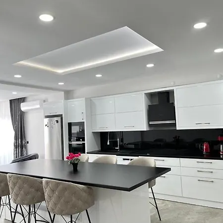 Вилла Havuzlu Sifir Lux Denize Nazir *