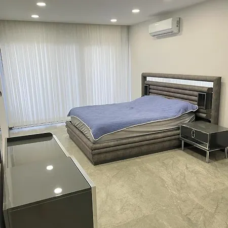 Havuzlu Sifir Lux Denize Nazir Вилла