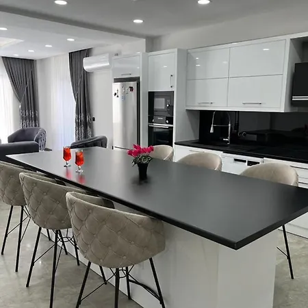 Вилла Havuzlu Sifir Lux Denize Nazir Кемер