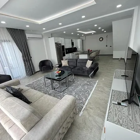빌라 Havuzlu Sifir Lux Denize Nazir 케메르